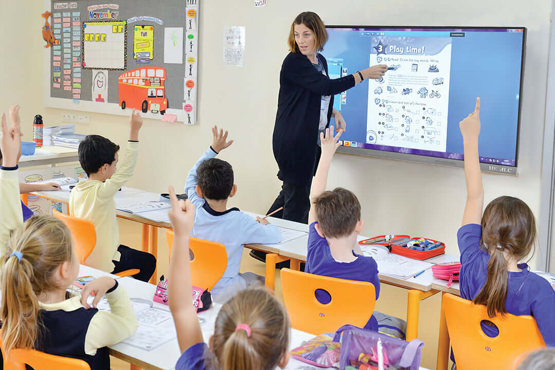 smart board for classroom teaching education