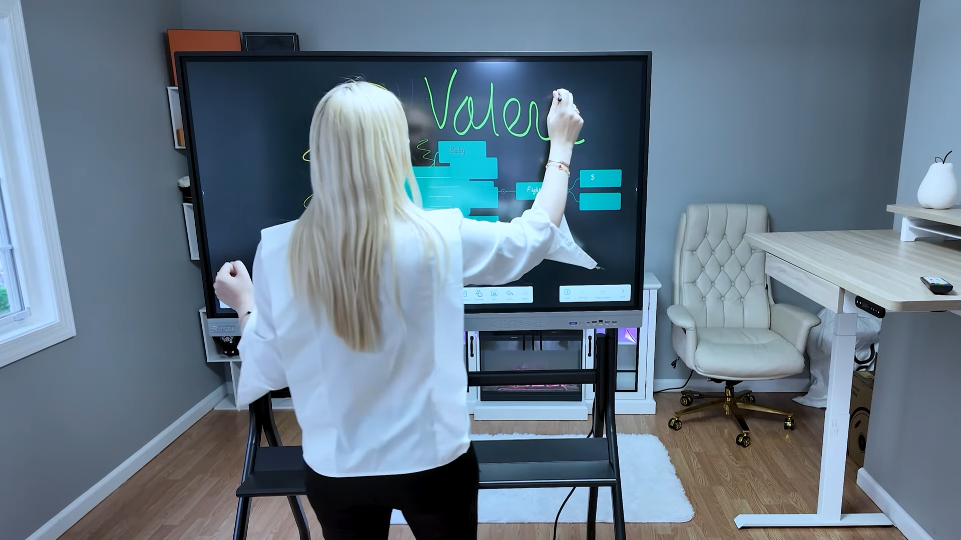 Managing Hybrid Work Environments with HKMLC Smart Board Calendar