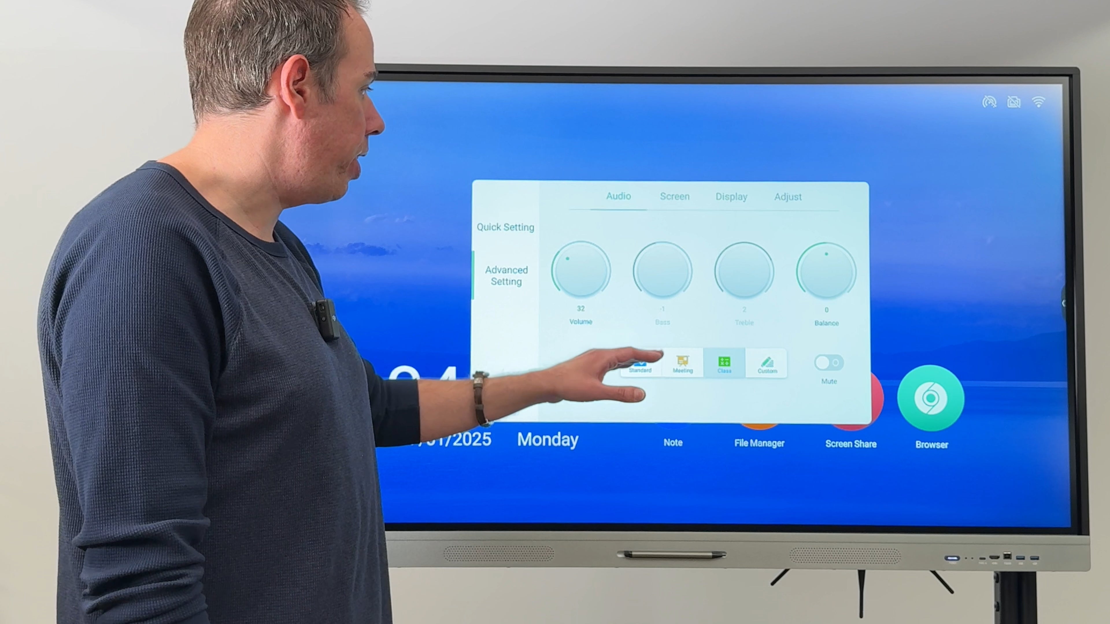 How to Customize Display and Sound Settings on HKMLC Smart Board